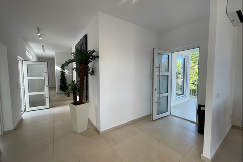 Villa a Palmanova, Mallorca, Palmanova - € 9.800/mes | Ref: EE2106 - foto 15